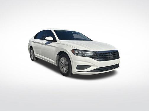Pure White 2019 Volkswagen Jetta 1.4T S