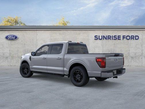 Avalanche 2026 Ford F-150 XLT