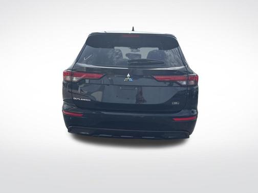 2023 Mitsubishi Outlander SE Black Edition