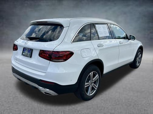 White 2022 Mercedes-Benz GLC 300 Base