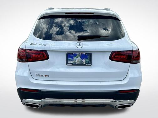 White 2022 Mercedes-Benz GLC 300 Base