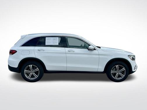White 2022 Mercedes-Benz GLC 300 Base