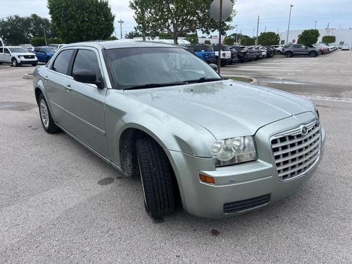 2005 Chrysler 300 Base