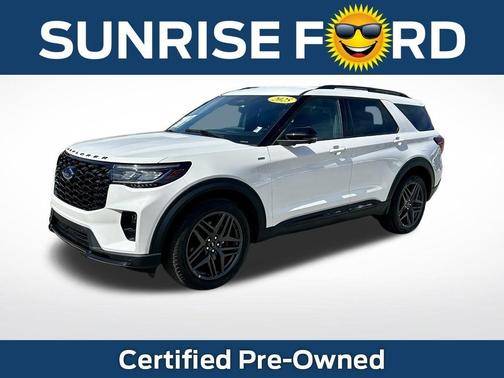 2025 Ford Explorer ST-Line