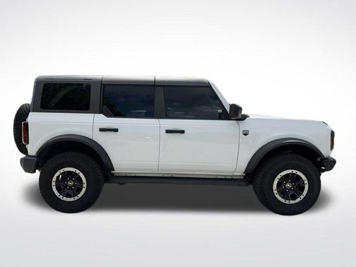 Oxford White 2023 Ford Bronco Big Bend