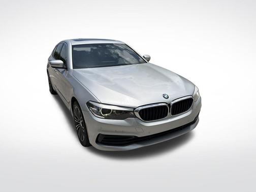 Glacier Silver Metallic 2019 BMW 530 i