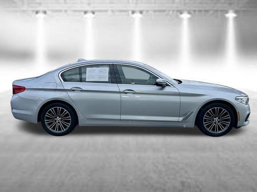 Glacier Silver Metallic 2019 BMW 530 i