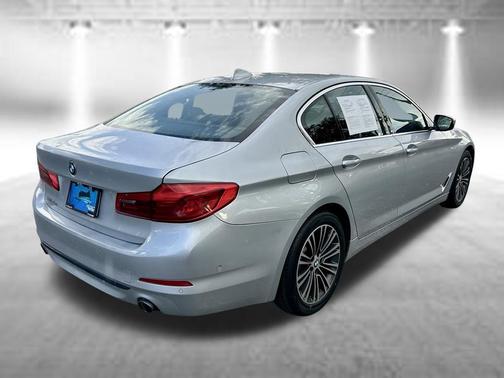 Glacier Silver Metallic 2019 BMW 530 i