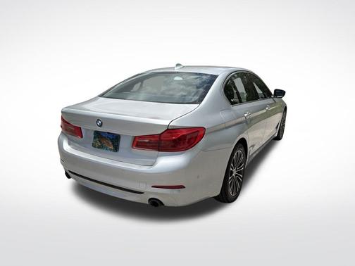 Glacier Silver Metallic 2019 BMW 530 i