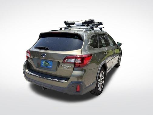 Wilderness Green Metallic 2018 Subaru Outback 3.6R Touring