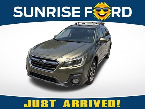 Wilderness Green Metallic 2018 Subaru Outback 3.6R Touring