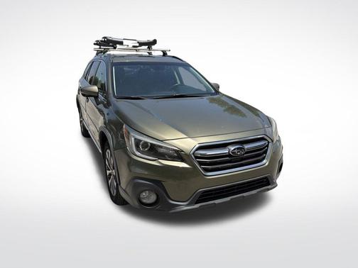 Wilderness Green Metallic 2018 Subaru Outback 3.6R Touring