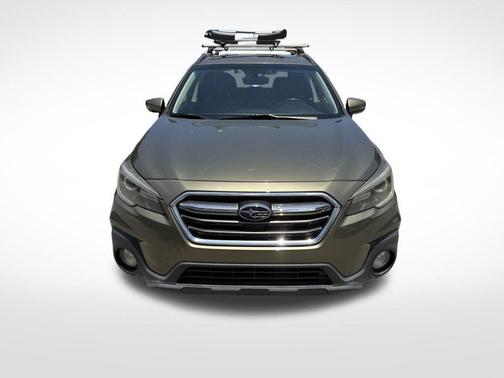 Wilderness Green Metallic 2018 Subaru Outback 3.6R Touring