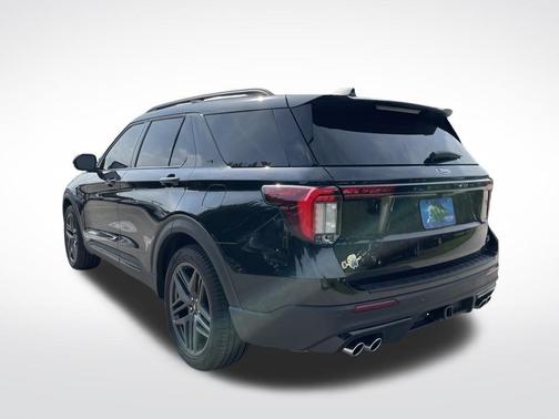 Black Metallic 2025 Ford Explorer ST