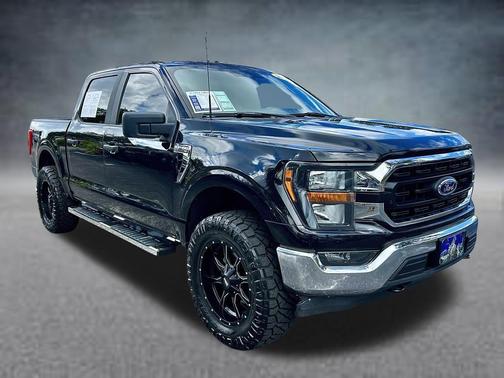 Black 2023 Ford F-150 XLT