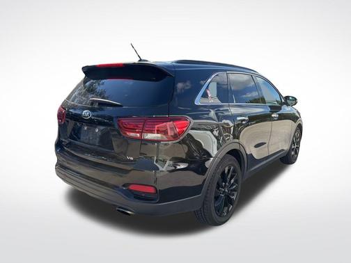 2020 Kia Sorento S