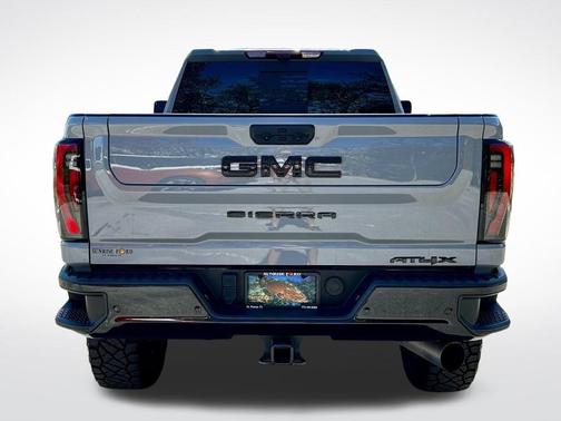 2024 GMC Sierra 2500 AT4X
