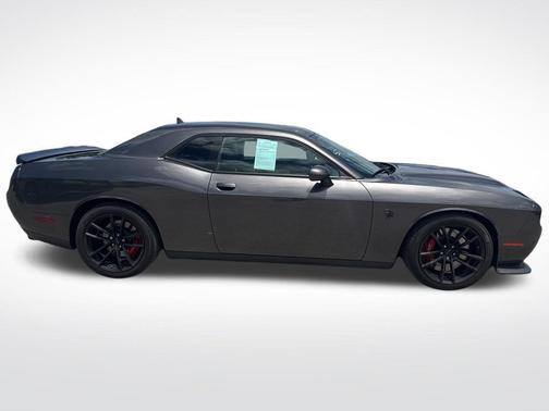Granite Crystal Clearcoat Metallic 2023 Dodge Challenger SRT Hellcat