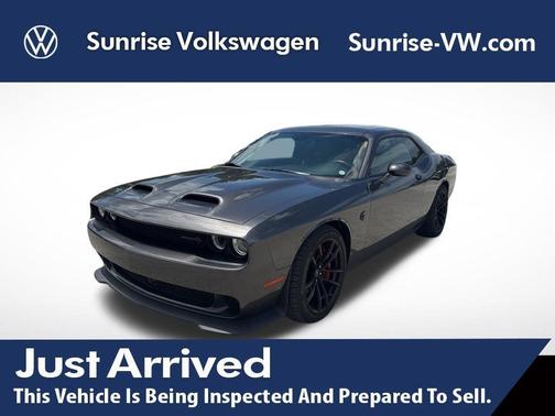 Granite Crystal Clearcoat Metallic 2023 Dodge Challenger SRT Hellcat