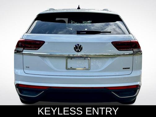2022 Volkswagen Atlas Cross Sport 2.0T SE w/Technology
