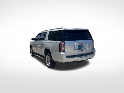 Quicksilver Metallic 2019 GMC Yukon XL SLT