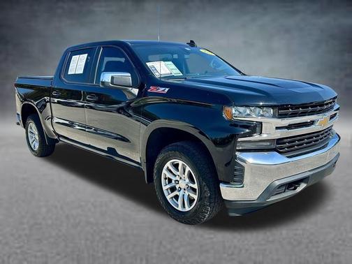 Black 2019 Chevrolet Silverado 1500 LT