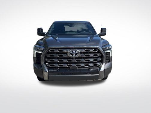 2023 Toyota Tundra Hybrid Platinum