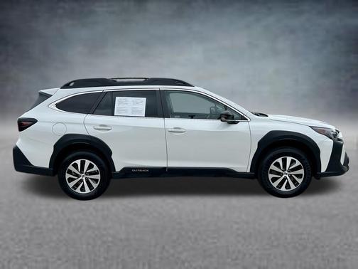 Crystal White Pearl 2025 Subaru Outback Premium