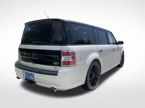 White Platinum Clearcoat Metallic 2019 Ford Flex SEL