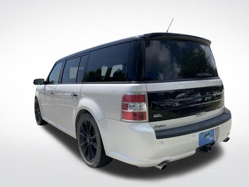White Platinum Clearcoat Metallic 2019 Ford Flex SEL