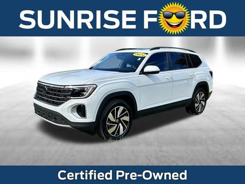 Pure White 2024 Volkswagen Atlas 2.0T SE w/Technology