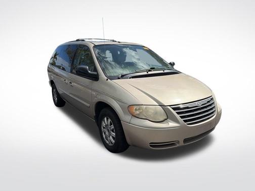 2006 Chrysler Town & Country Touring