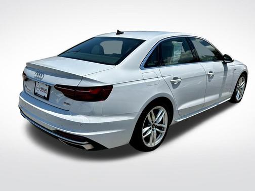 2022 Audi A4 45 S line Premium Plus