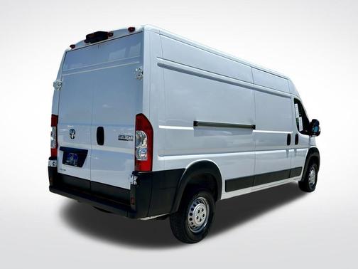 Bright White Clearcoat 2025 RAM ProMaster 2500 High Roof