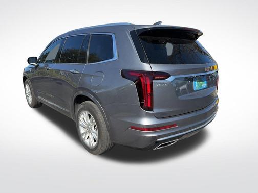 2021 Cadillac XT6 Luxury FWD