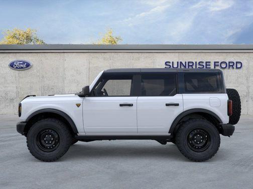 Oxford White 2026 Ford Bronco Badlands