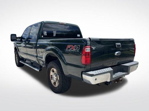 Green 2015 Ford F-250 XLT