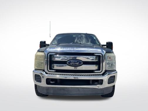 Green 2015 Ford F-250 XLT