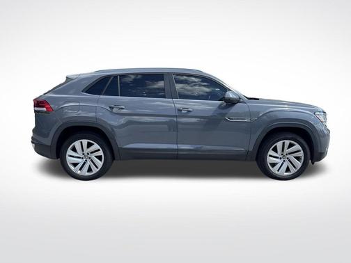 Pure Gray 2020 Volkswagen Atlas Cross Sport 3.6L V6 SE w/Technology
