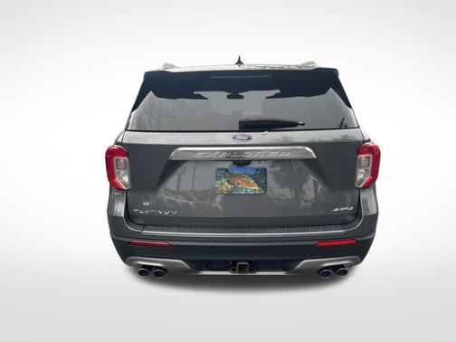 Gray Metallic 2023 Ford Explorer Platinum