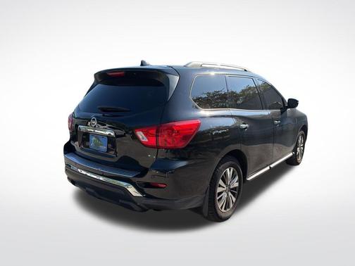 Magnetic Black 2020 Nissan Pathfinder S
