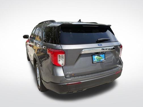 Gray Metallic 2023 Ford Explorer XLT