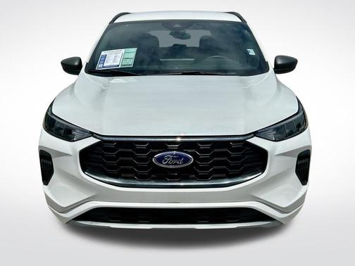 Star White 2023 Ford Escape ST-Line