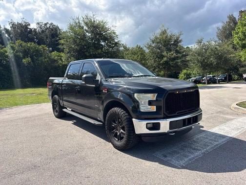 Tuxedo Black Metallic 2015 Ford F-150 XLT