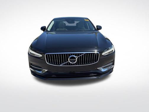 Black 2018 Volvo S90 T6 Inscription