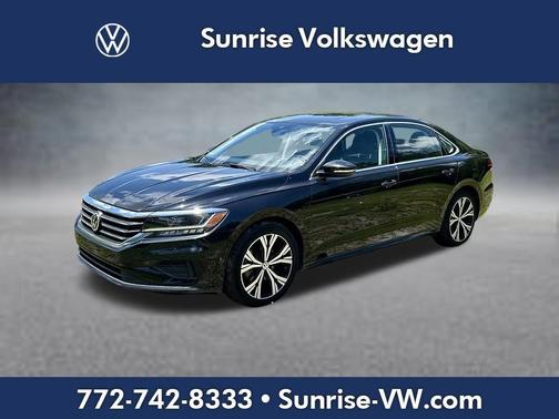 Deep Black Pearl Effect 2021 Volkswagen Passat 2.0T SE