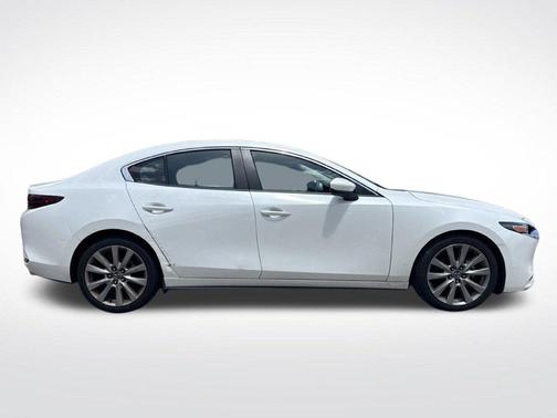 Snowflake White Pearl Mica 2019 Mazda Mazda3 AWD w/Preferred Package