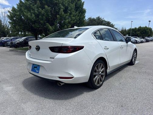 Snowflake White Pearl Mica 2019 Mazda Mazda3 AWD w/Preferred Package