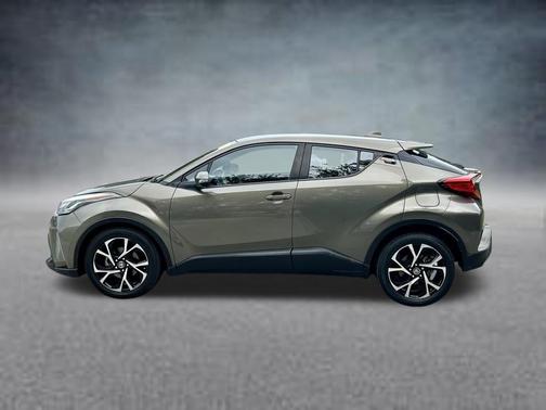 Bronze 2021 Toyota C-HR XLE