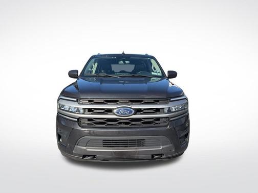 2022 Ford Expedition Max XLT